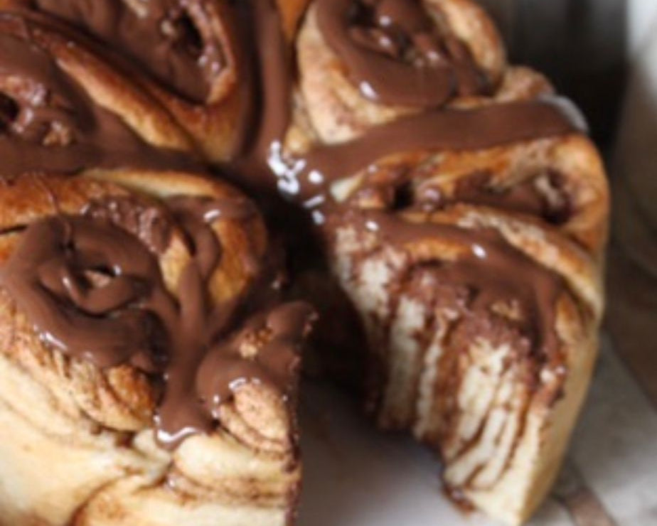 Rosca de canela y chocolate